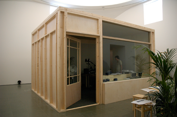 Exhibition view »A Retrospective (tomorrow is another fine day)«, Serpentine Gallery, London 2005, Courtesy neugerriemschneider, Berlin