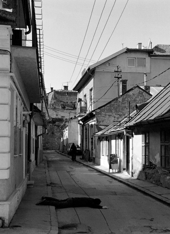 Ciprian Mureşan, Leap into the void, after 3 seconds, 2004